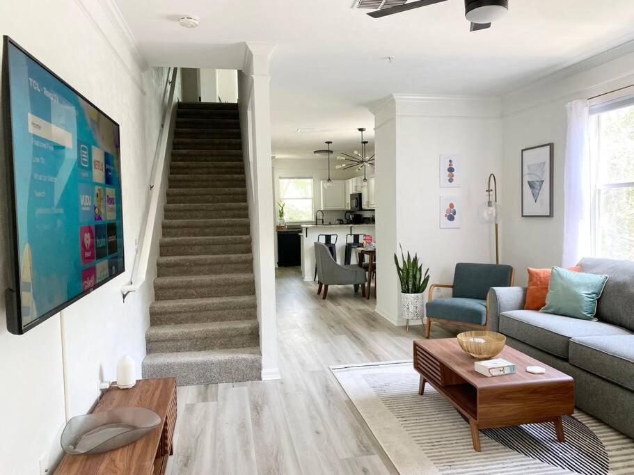 Sanctuary Gainesville Bright 2 Bedroom King Condo Exterior photo